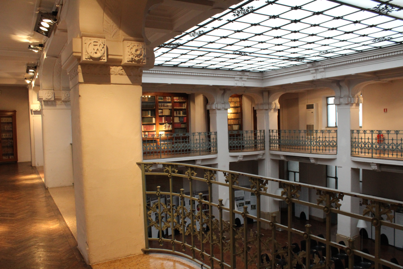 biblioteca
